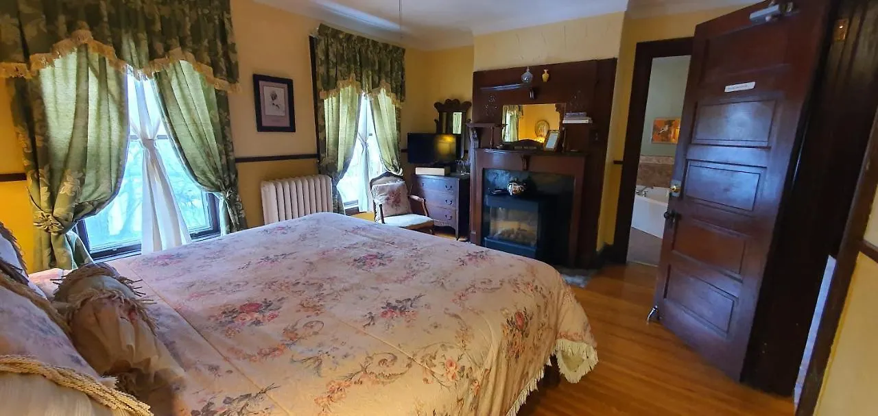 A Night To Remember B & B Niagara Şelalesi