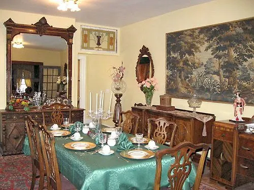A Night To Remember B & B Niagara Falls Bed & Breakfast